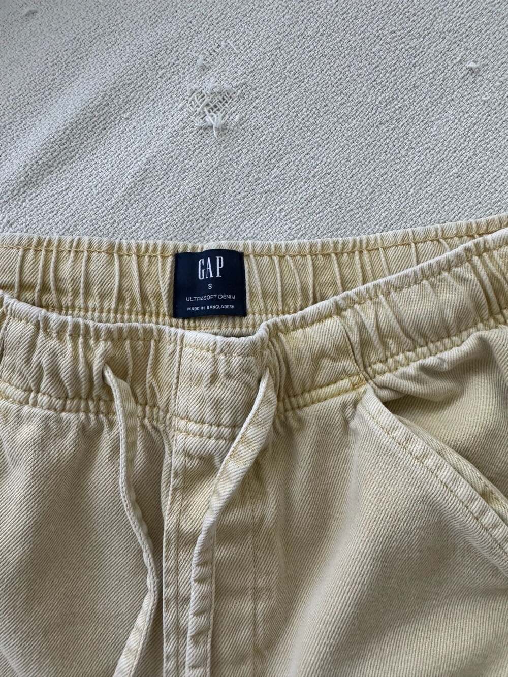 Gap Ultrasoft Denim Barrel Leg Drawstring Pants in Tan - Picture 3 of 6